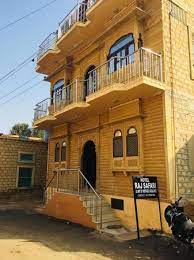 Raj Safari Hotel