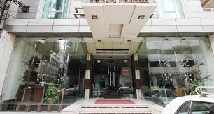  Aura Hotel